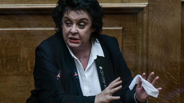 Κανέλλη: Δείτε το ποσοστό ψυχικών ασθενειών στην ΚΝΕ – Θα βρεις παρηγοριά στην ηρωίνη;