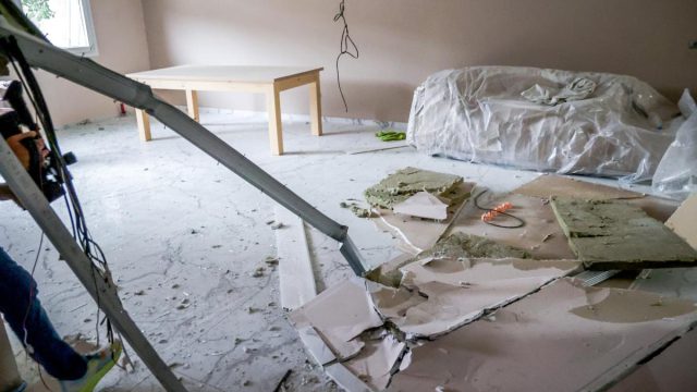 «Στον ίδιο τόπο που σκότωσαν τον γιο μου, μαχαίρωσαν τον εγγονό μου»: Οι γονείς του Φανούρη Καργάκη μιλούν για το μακελειό στα Βορίζια