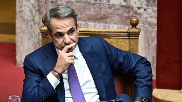 Μητσοτάκης: «Οι βεντέτες είναι απόβλητα – Μαγκιά δεν είναι να πυροβολείς, ούτε καν στον αέρα»