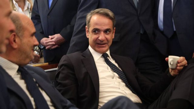 Ανακοίνωση Μητσοτάκη: «Από αύριο τα 250 ευρώ στους συνταξιούχους»