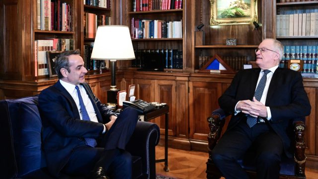 Τετ α τετ Μητσοτάκη – Τασούλα: «Η χώρα μας καθίσταται πια πρωταγωνιστής στην ενέργεια»