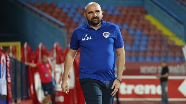 Σοκ στη Σερβία: Νεκρός ο Μλάντεν Ζίζοβιτς – Κατέρρευσε στο γήπεδο ο προπονητής της Ραντνίτσκι