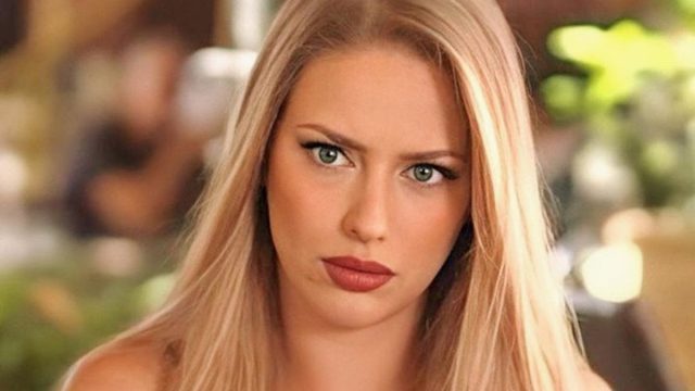 Εκνευρισμένη η Ντόρα Μακρυγιάννη μετά από τροχαίο που ενεπλάκη