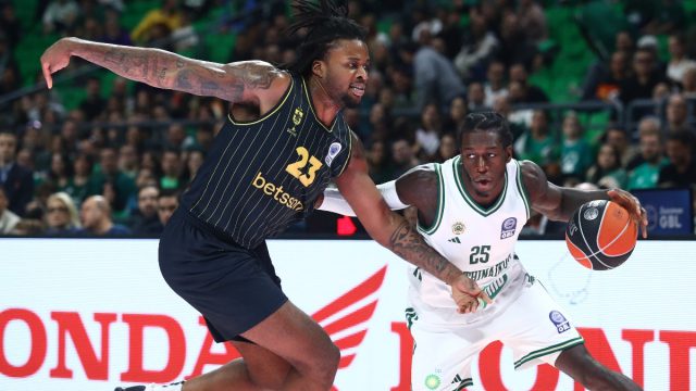 Παναθηναϊκός – Άρης 82-77: Το έκαναν ντέρμπι οι «πράσινοι» απέναντι στους εξαιρετικούς Θεσσαλονικείς