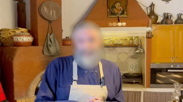 Σοκάρουν οι δράσεις του ρασοφόρου: Ζητούσε χρήματα από ομογενείς μέσω PayPal – Μάρτυρας καταγγέλλει ότι τον παρενόχλησε σεξουαλικά