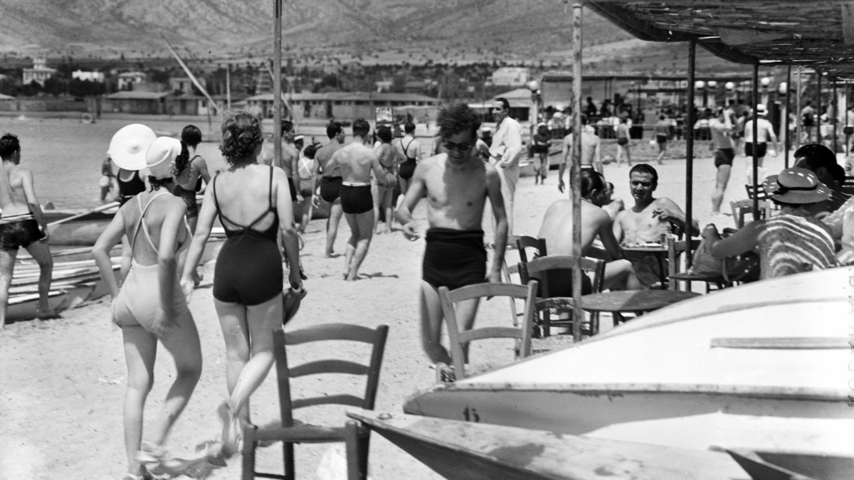 Κουίζ για την παλιά Αθήνα: Αναγνωρίζετε την παραλία;