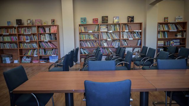 Σοκ στη Ρόδο: Πατέρας εξύβρισε δασκάλα σε σχολείο, συνελήφθη και καταδικάστηκε σε φυλάκιση 14 μηνών