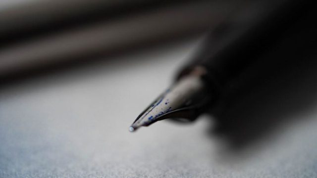 Ημέρα του Φυλακισμένου Συγγραφέα: Οι 3 βασικοί λόγοι που υπενθυμίζουν τη σημασία της
