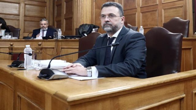 ΟΠΕΚΕΠΕ: Στην εξεταστική οι διάλογοι Στρατάκου και «Φραπέ» – «Φουντώνει» η αντιπαράθεση στην Βουλή