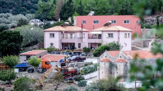 Νέα τροπή με την βεντέτα στα Βορίζια: Από σφαίρα ο θάνατος της 56χρονης – Φόβοι για νέα επεισόδια στην κηδεία του 39χρονου