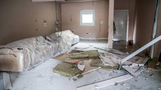 «Τα μικρά παιδιά των δύο οικογενειών πάνε στο ίδιο σχολείο, ο μεγάλος γιος ξέρει τα πάντα»: Τι λέει κάτοικος των Βοριζίων για το μακελειό