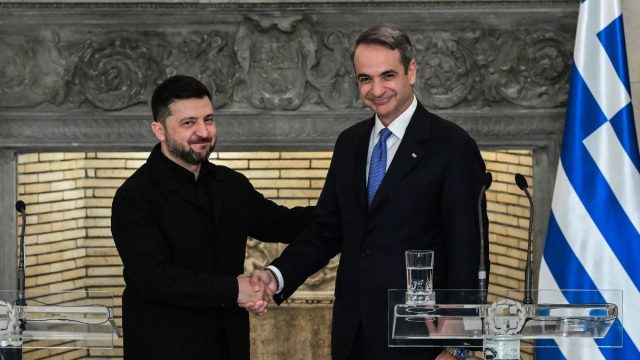 Έπεσαν οι υπογραφές στο ενεργειακό deal Ελλάδας – Ουκρανίας: «Ευχαριστώ την Αθήνα και τον Τραμπ» είπε ο Ζελένσκι
