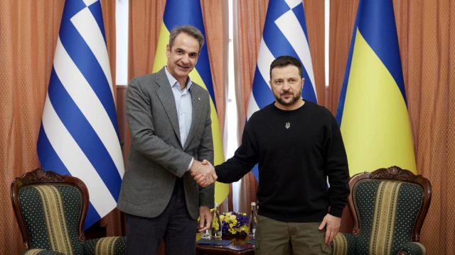 Ο Βολοντίμιρ Ζελένσκι στην Αθήνα: Συναντήσεις με Μητσοτάκη, Τασούλα και Κακλαμάνη