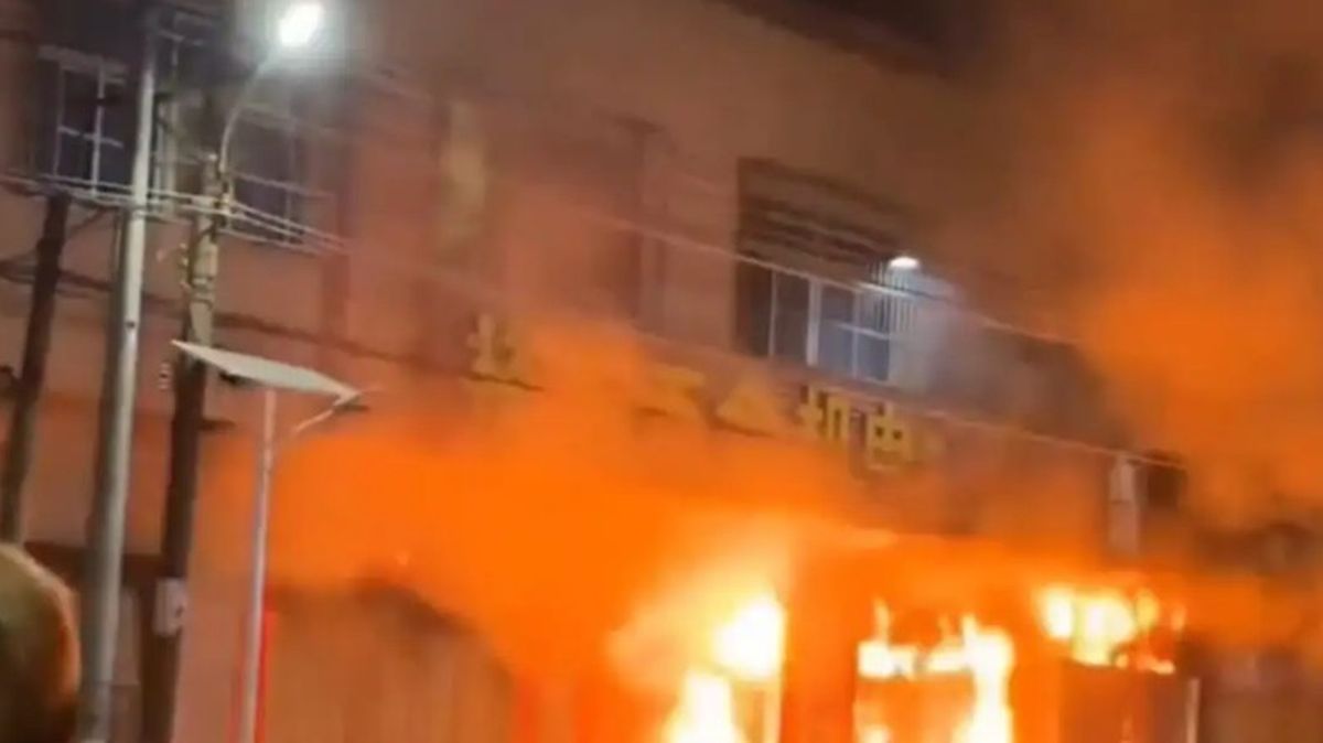 Κίνα:12 νεκροί από φωτιά σε πολυκατοικία – Δράμα οι πολύνεκρες πυρκαγιές στη χώρα