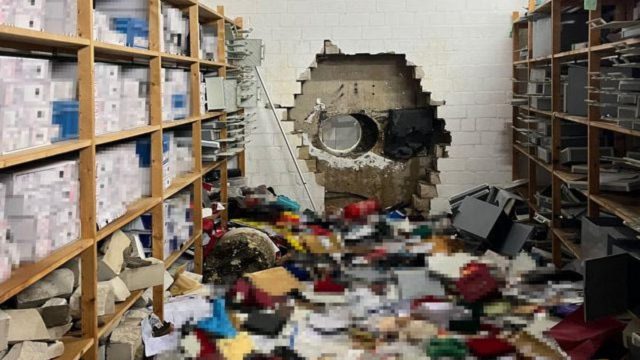 Γερμανία: Ριφιφί-μαμούθ 30 εκατ. ευρώ σε τράπεζα του Γκελζενκίρχεν – Άδειασαν εκατοντάδες θυρίδες