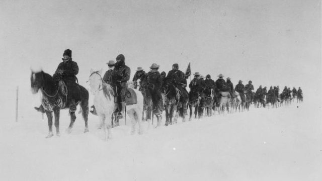 Σαν σήμερα, 29 Δεκεμβρίου 1890: Η σφαγή στο Γούντεντ Νι – Το ματωμένο τέλος των Ινδιάνικων πολέμων και η δύση ενός έθνους