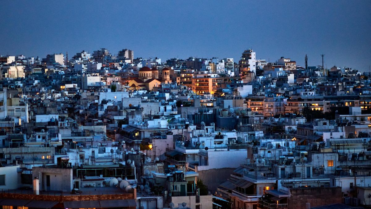 Στεγαστικό 2026: Το μεγάλο στοίχημα των κινήτρων – Επιδότηση έως 36.000 ευρώ για ανακαίνιση των σπιτιών – Θα «ανοίξουν» τα κλειστά ακίνητα;