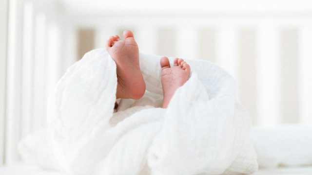 Τραγωδία στην Αλεξανδρούπολη: Αυτή είναι η αιτία θανάτου του τρίχρονου – Στον εισαγγελέα η μητέρα του