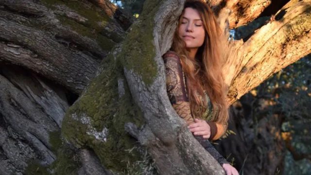 Πέθανε η τραγουδίστρια Κλαούντια Ντελμέρ μετά από μάχη με τον καρκίνο
