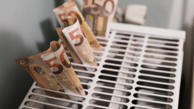 Πληρωμές Δεκεμβρίου: Ποια επιδόματα καταβάλλονται πριν τα Χριστούγεννα