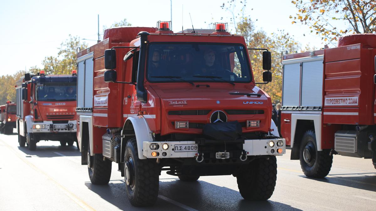 Συναγερμός στο κέντρο της Αθήνας: Φωτιά σε αυτοκίνητο – Διακοπή κυκλοφορίας στη Μαυροματαίων