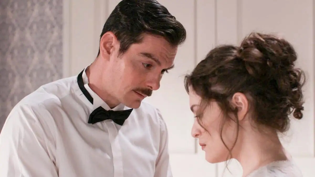 Grand Hotel (3/12): Ο Πέτρος φτάνει στο ξενοδοχείο και αναζητάει την Αλίκη