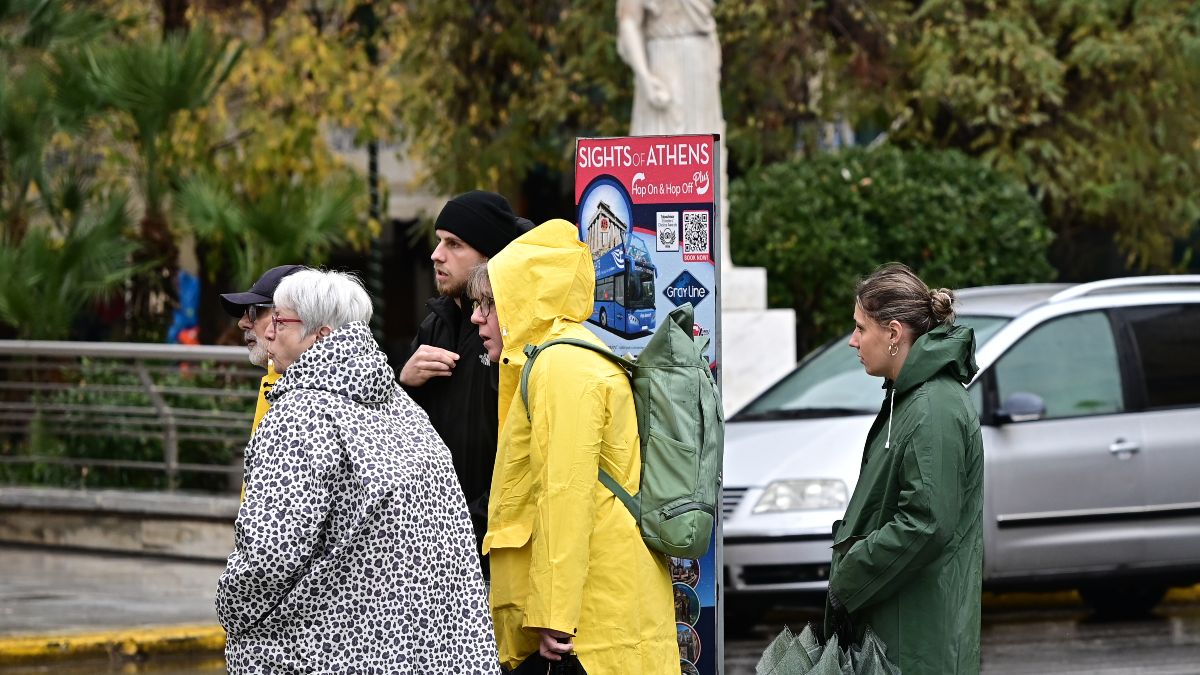 Καιρός σήμερα 26/12: Χειμωνιάτικες συνθήκες με κρύο και βοριάδες – Πώς θα κάνουμε Πρωτοχρονιά σύμφωνα με Αρνιακό – Μαρουσάκη