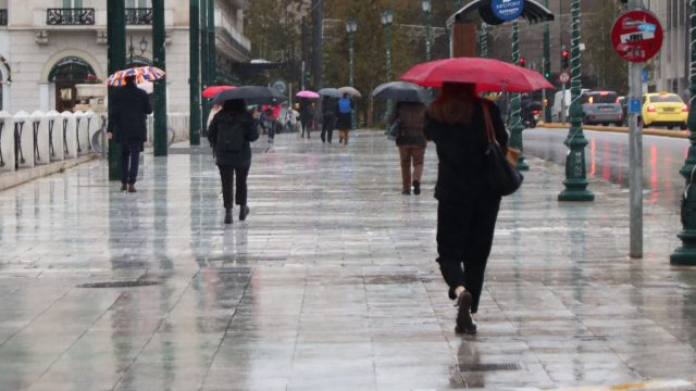 Καιρός: Νέο έκτακτο δελτίο επικίνδυνων φαινομένων για βροχές, καταιγίδες, χαλάζι και ανέμους έως 9 μποφόρ