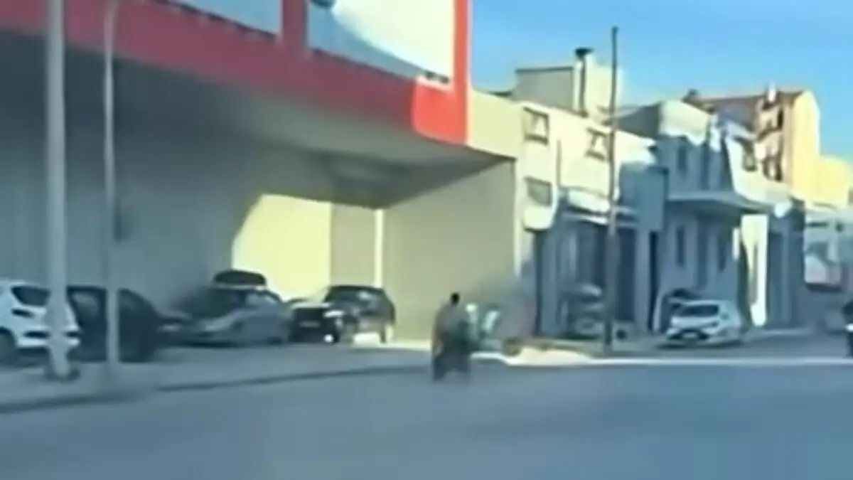 Θεσσαλονίκη: Ανήλικος οδηγός κλεμμένης μοτοσικλέτας οδηγούσε στο αντίθετο ρεύμα – Τον καταδίωκαν 30 αστυνομικοί