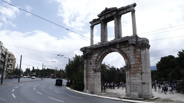 Κίνηση 29/12: Άδειοι οι δρόμοι στην Αττική – Πού υπάρχουν καθυστερήσεις