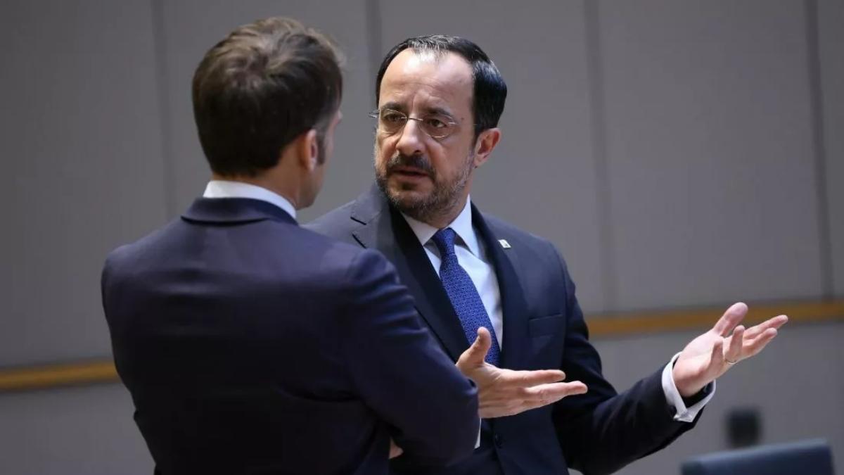 Αναβαθμίζονται οι σχέσεις Κύπρου και Γαλλίας: Υπεγράφη συμφωνία στρατηγικής εταιρικής σχέσης με έμφαση στην άμυνα