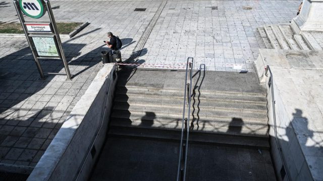 Άνοιξαν οι σταθμοί του Μετρό στο Σύνταγμα και το Πανεπιστήμιο: Τι ώρα θα κλείσουν ξανά