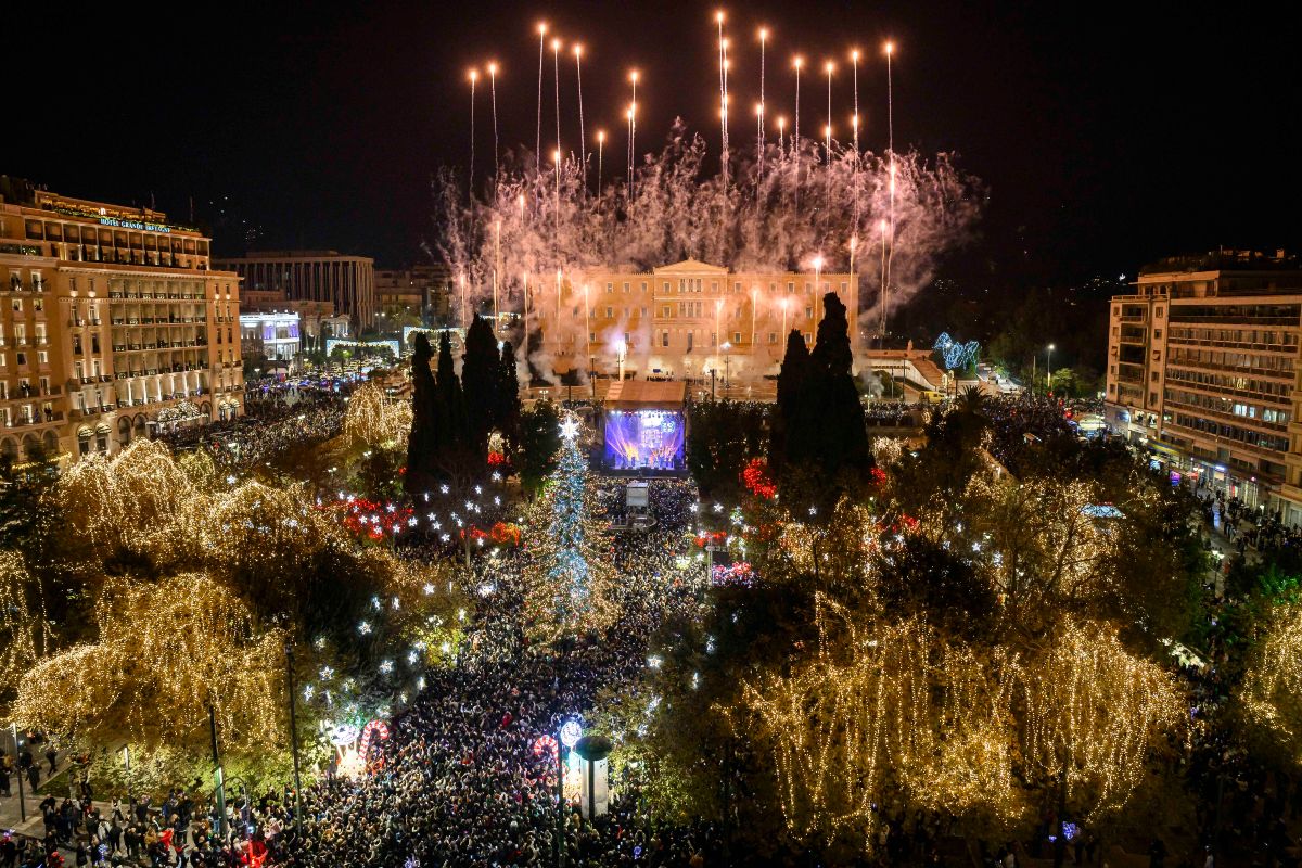 Στην πλατεία Συντάγματος θα στηθεί ένα υπαίθριο πάρτι για την αλλαγή της χρονιάς