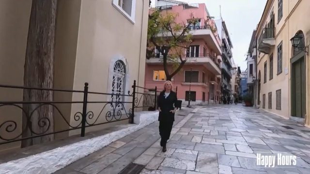 Οδός Κυδαθηναίων: Ο δρόμος της Πλάκας με τα 2 ιστορικότερα στέκια και το σπίτι του Σεφέρη
