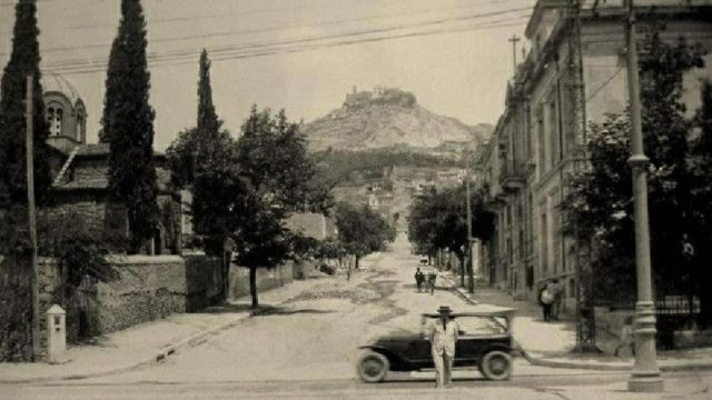 Κουίζ για την παλιά Αθήνα: Ξέρεις ποια είναι η οδός; Έχεις περάσει σίγουρα από εκεί