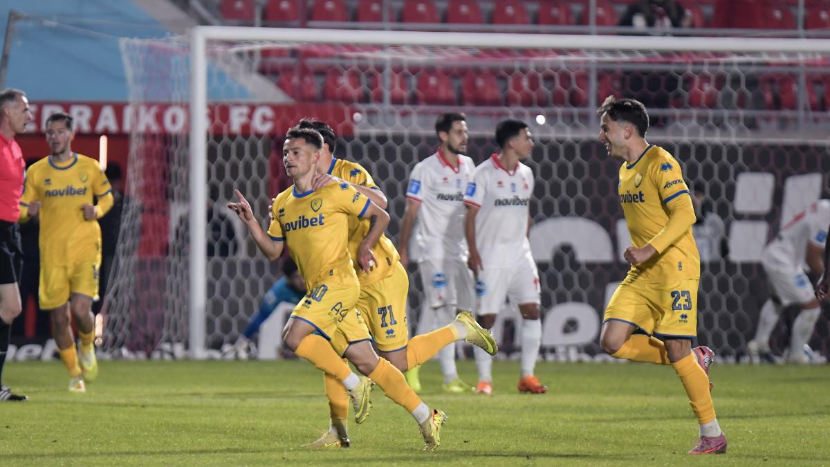 Πανσερραϊκός – Παναιτωλικός 0-1: Ιδανικό φινάλε με κορυφαίο Ματσάν