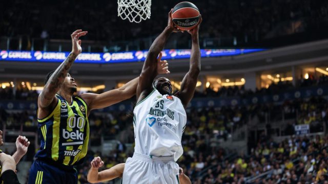 Φενέρμπαχτσε – Παναθηναϊκός AKTOR 77-81: Τεράστιο διπλό με εκπληκτική τέταρτη περίοδο