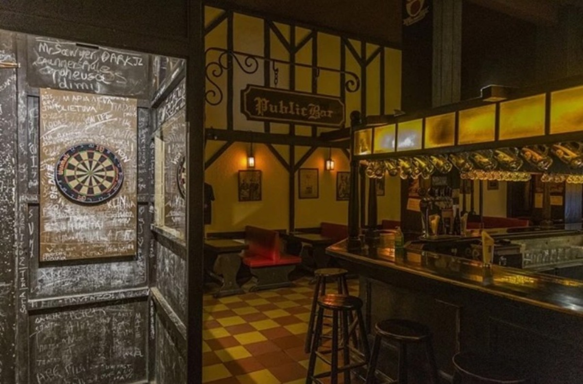Στη παμπ Red Lion η διακόσμηση είναι ιδιαίτερη