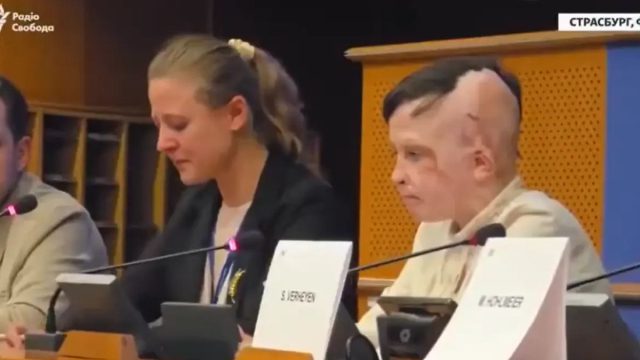 Συγκλονιστική μαρτυρία 11χρονου Ουκρανού στο Ευρωκοινοβούλιο: «Ήταν η τελευταία φορά που είδα τη μαμά μου»