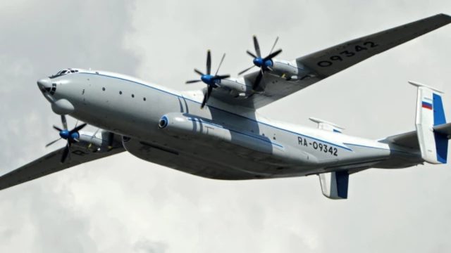 Εναέρια τραγωδία στη Μόσχα: Νεκροί όλοι οι επιβάτες μεταγωγικού αεροσκάφους που συνετρίβη