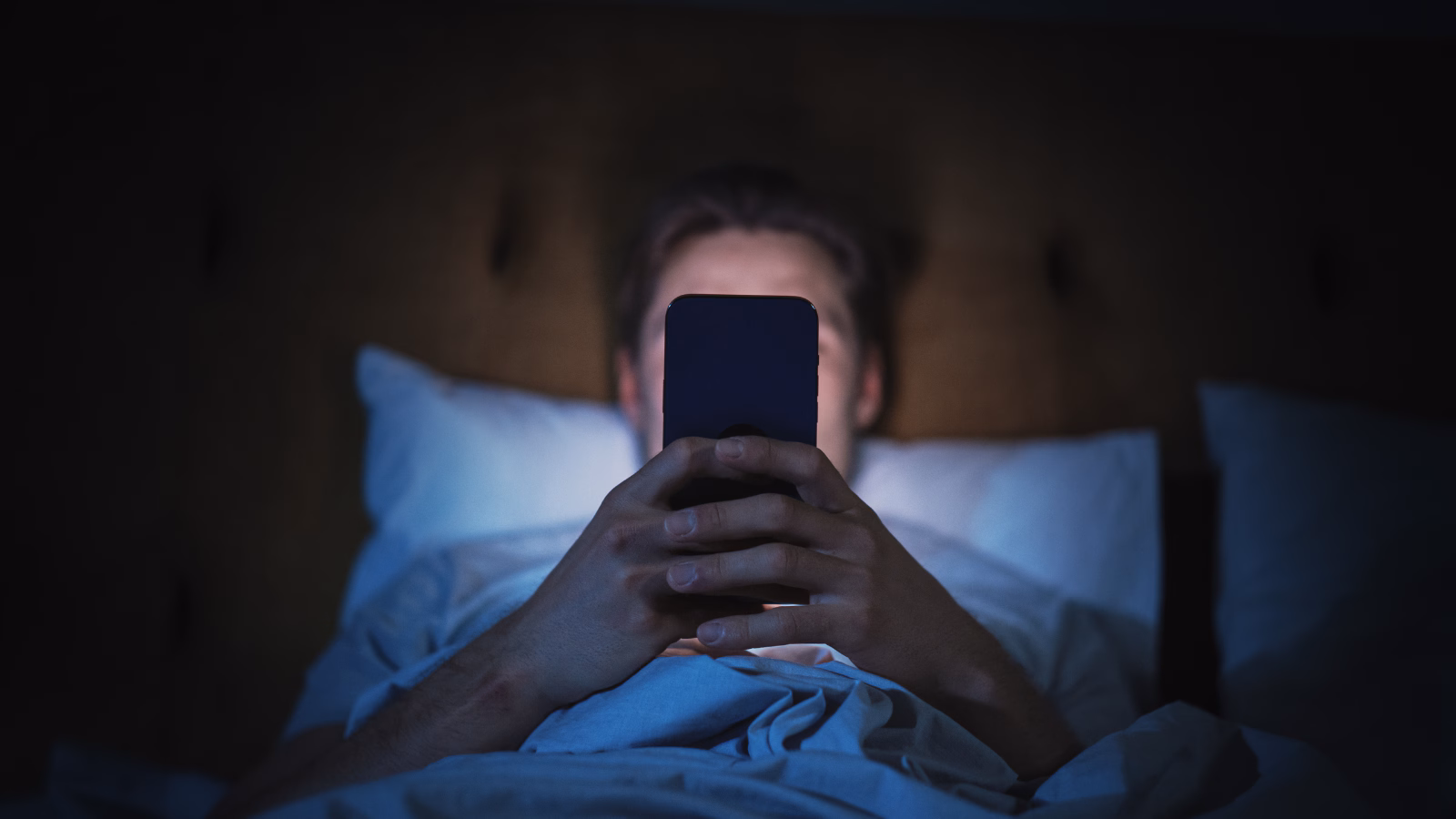 Πώς τα Reels, TikTok και YouTube Shorts μπορούν να επηρεάσουν την καθημερινότητά μας – Πότε πρόκειται για εθισμό