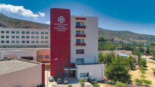 Συναγερμός στα Χανιά: Κρούσμα μηνιγγίτιδας σε λύκειο – Στο νοσοκομείο 17χρονη μαθήτρια