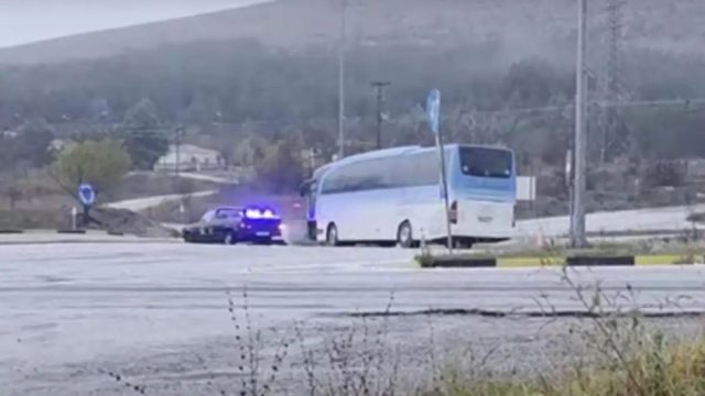 Τραγωδία στην Πτολεμαΐδα: Νεκρός ο οδηγός του λεωφορείου που εξετράπη με 40 εργαζόμενους της ΔΕΗ – Έπαθε ανακοπή «πάνω στο τιμόνι»