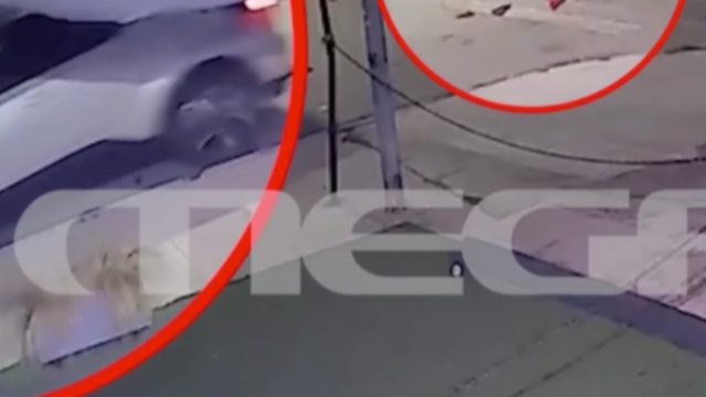 Τροχαίο στο Φάληρο: Καρέ καρέ η παράσυρση οδηγού μηχανής από ΙΧ που παραβίασε STOP
