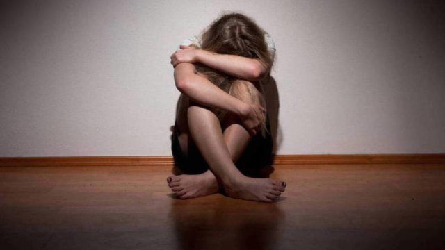 Θεσσαλονίκη: «Η ιατροδικαστική δείχνει κακώσεις» – Τι είπε ο Καλλιακμάνης για τον ομαδικό βιασμό 13χρονης