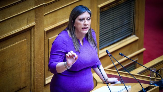 Τη σύλληψη του «Φραπέ» ζητά η Κωνσταντοπούλου – «Απείλησε ότι θα μου στρίψει το λαρύγγι»