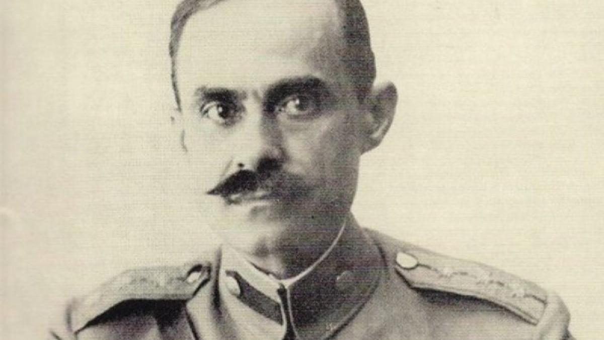 Ο Πλαστήρας παραδίδει την εξουσία στους πολιτικούς