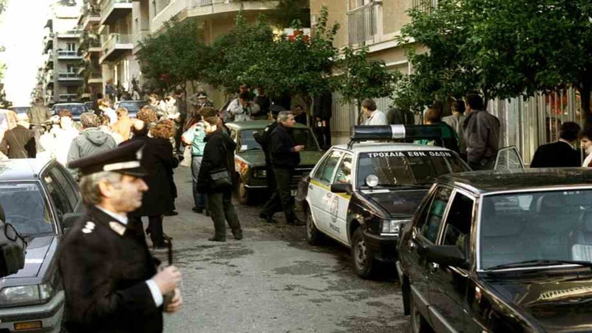 Σαν σήμερα, 10 Ιανουαρίου 1989: Μέλη της 17Ν πυροβόλησαν τον εισαγγελέα Ανδρουλιδάκη – Κατέληξε ένα μήνα αργότερα εξαιτίας ιατρικών λαθών