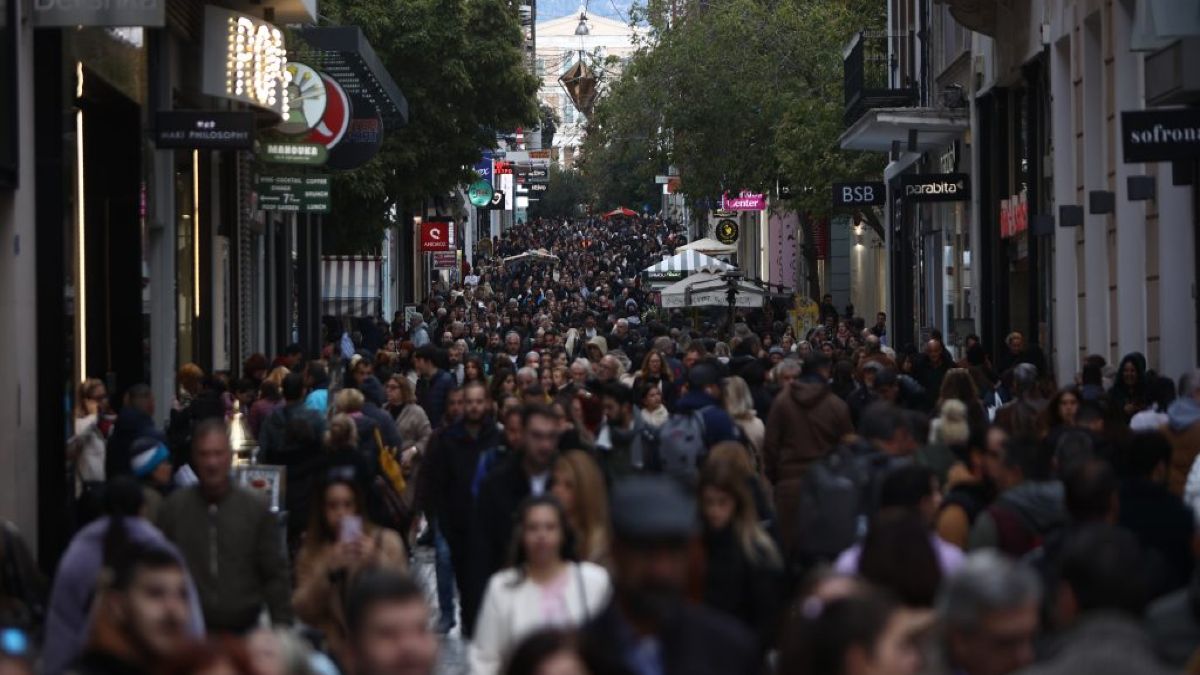 Φορολογική «θηλιά» στην εργασία: Γιατί οι Έλληνες παραμένουν οι πιο επιβαρυμένοι στην Ευρώπη