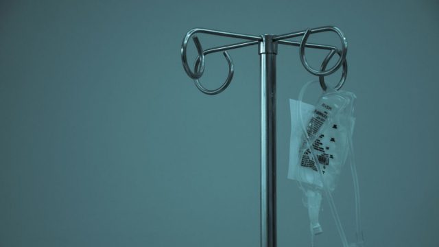 Συνωστισμός στα Επείγοντα λόγω γρίπης: Η κορύφωση του επιδημικού κύματος και η «μάχη» των νοσοκομείων στην καρδιά του χειμώνα